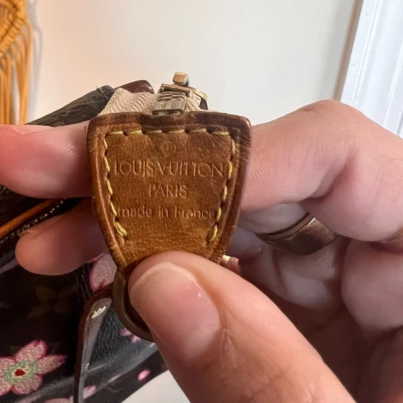 Louis Vuitton Cherry Blossom pochette - Picture 6 of 9